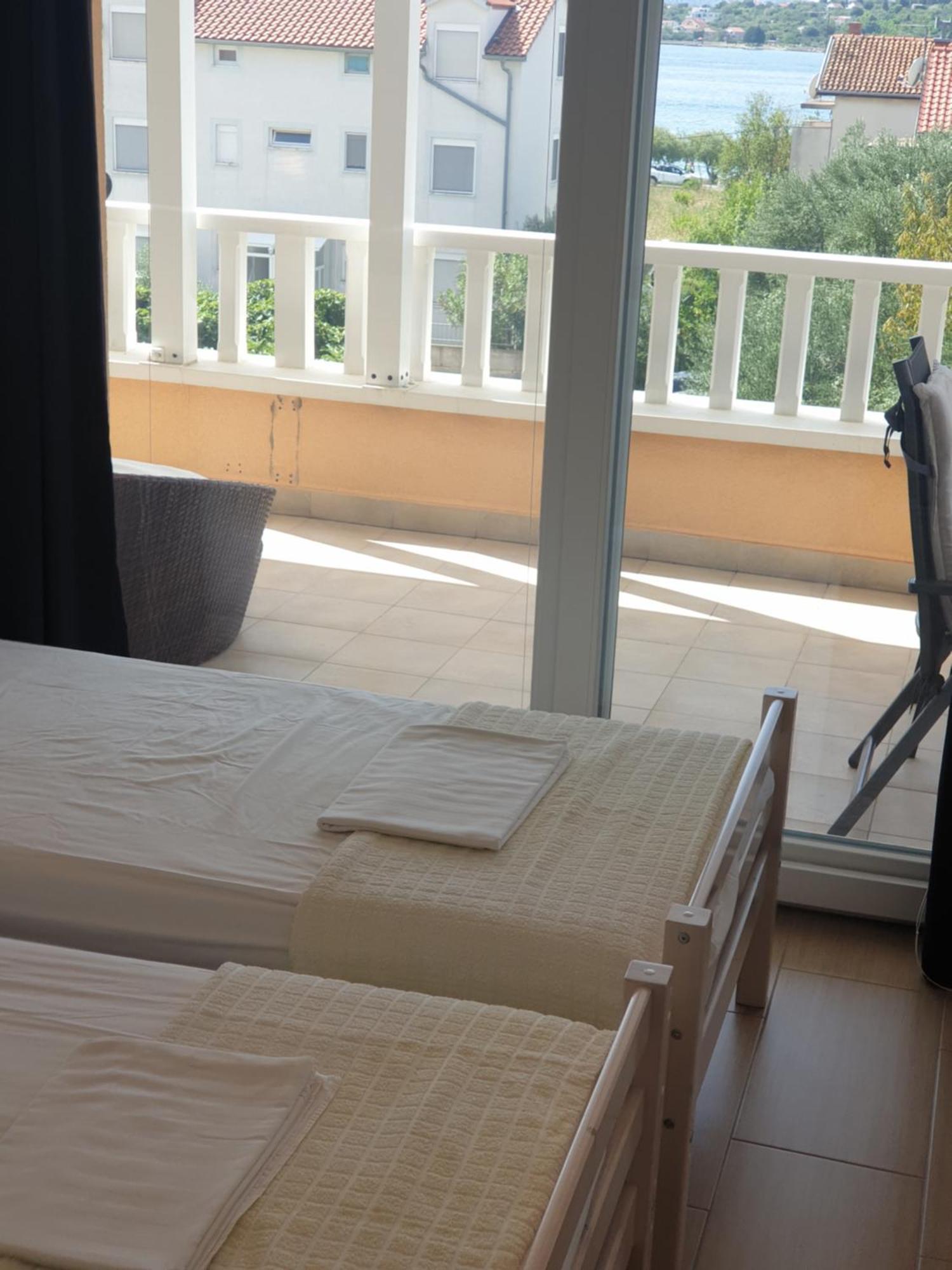 Apartments Tare, Free Parking Vodice Extérieur photo