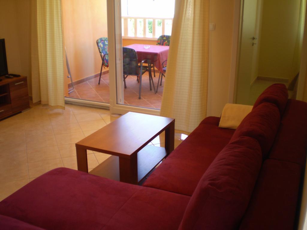 Apartments Tare, Free Parking Vodice Chambre photo